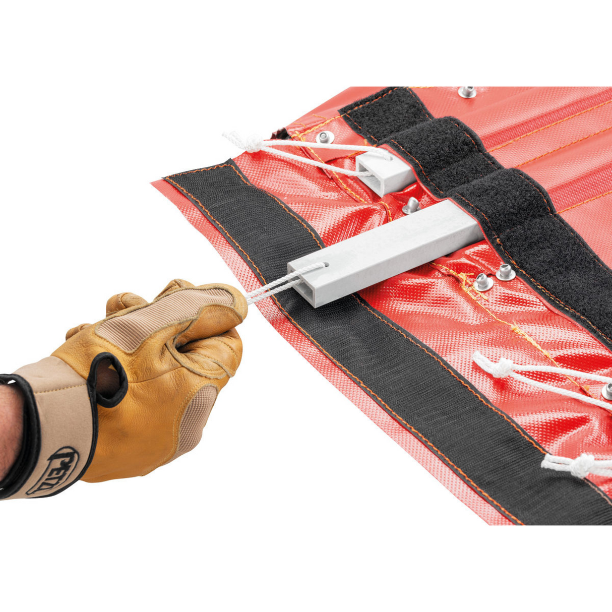 Targa de salvare Petzl Nest