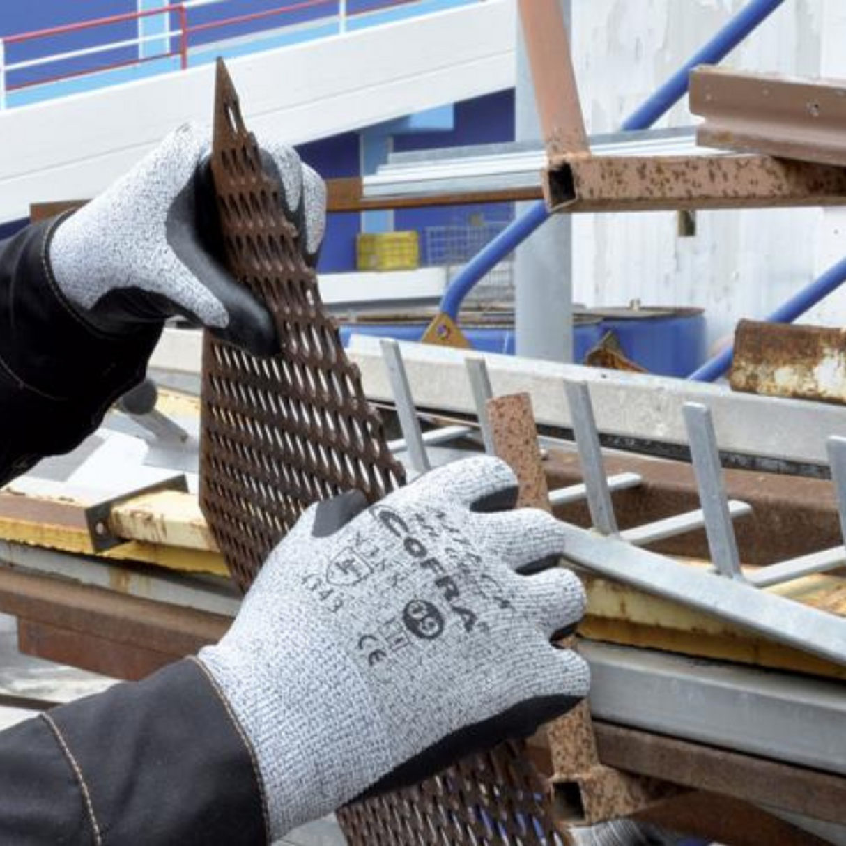 Manusi rezistente la taietura Niteck