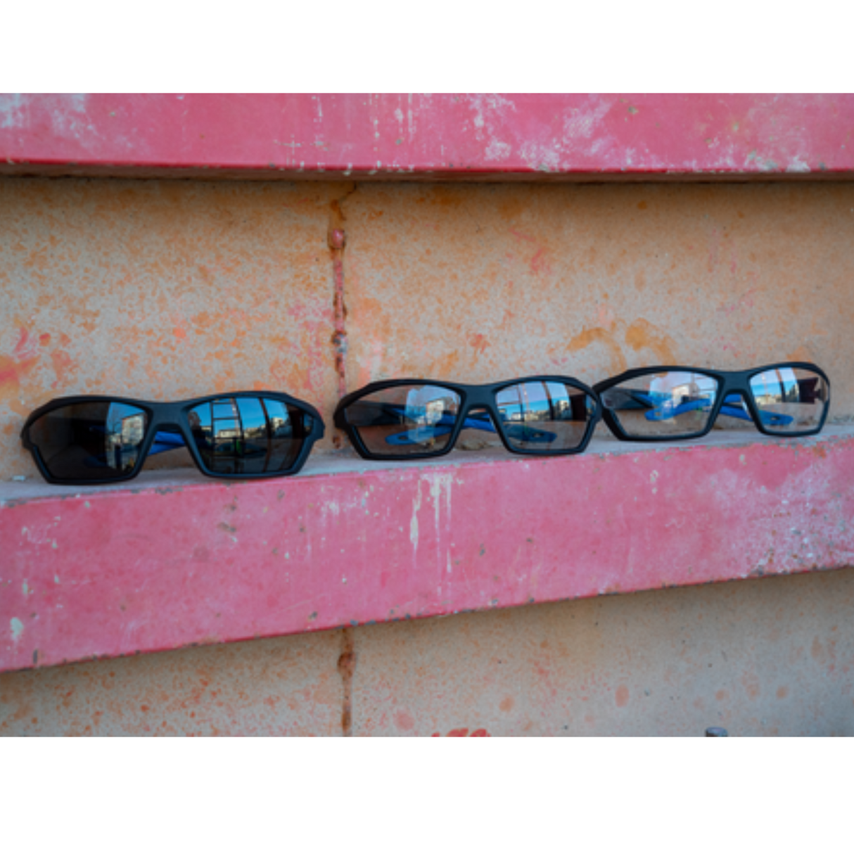 Protective glasses with Lynxx polarized lens